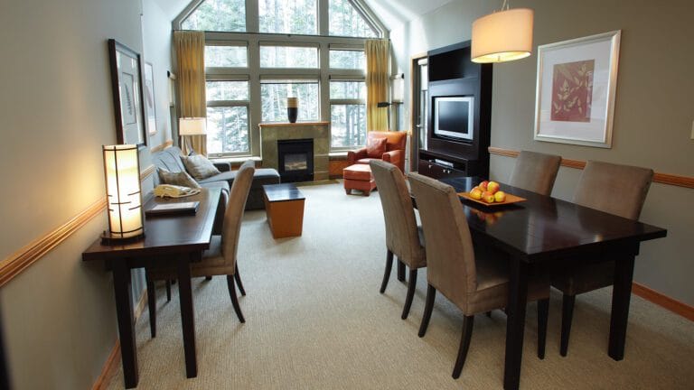 dining platinum suites resort canmore 768x432
