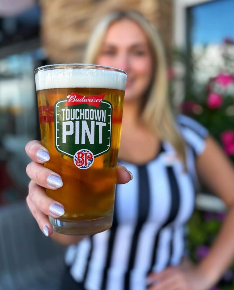 drinks boston pizza canmore 768x949