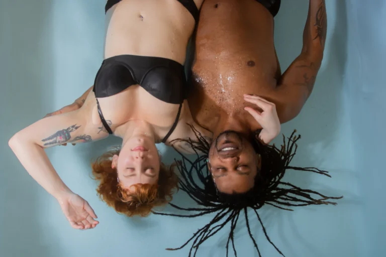 floating float canmore 768x512