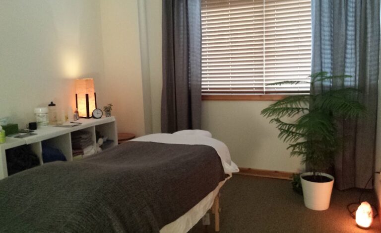 interior heartwood massage wellness canmore 1 768x469