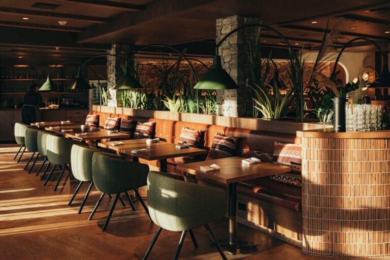 interior rhythm and howl canmore 768x512