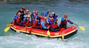 rafting canadian rockies adventure centre canmore1