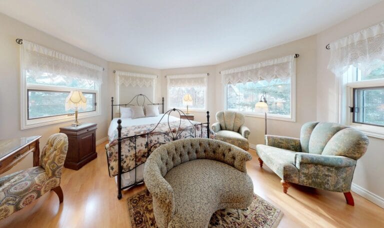 room the lady mac donald country inn canmore 768x456