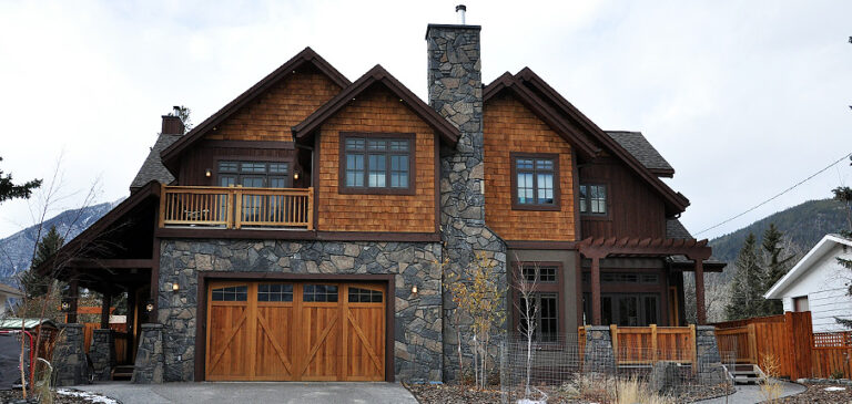 custom homes brooks contracting canmore 768x365
